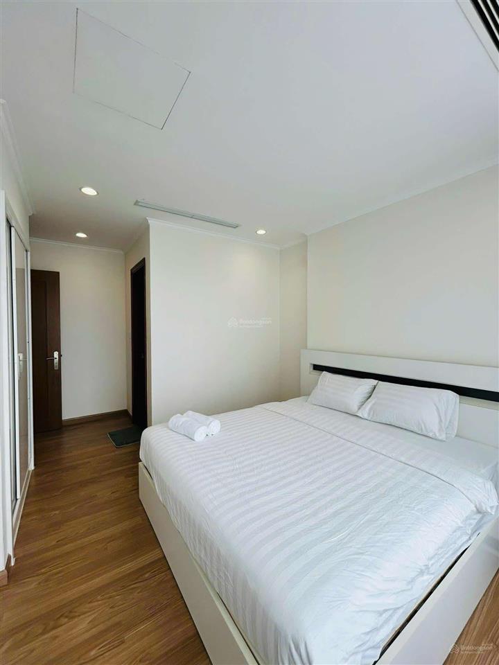 Giá tốt, 2 ngủ 75m2 giá chỉ 8,65 tỷ. nhà đẹp