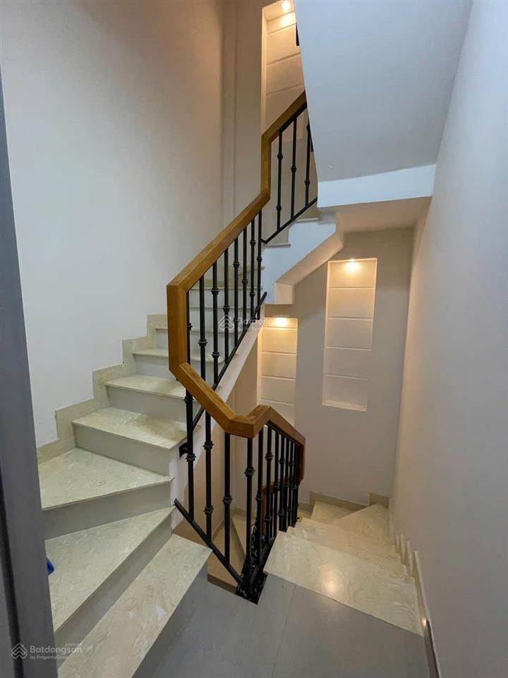 Căn góc hxh! bán nhà hoàng hoa thám (5x7m)  5 tầng mới. đang cho thuê 23tr/tháng. chỉ 7,9 tỷtl