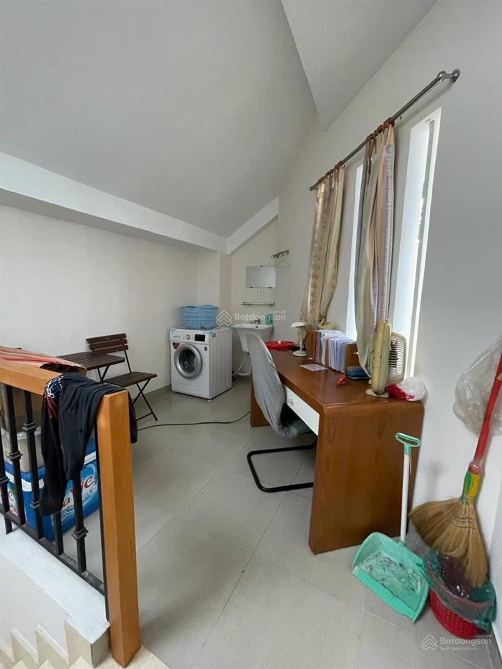 Căn góc hxh! bán nhà hoàng hoa thám (5x7m)  5 tầng mới. đang cho thuê 23tr/tháng. chỉ 7,9 tỷtl