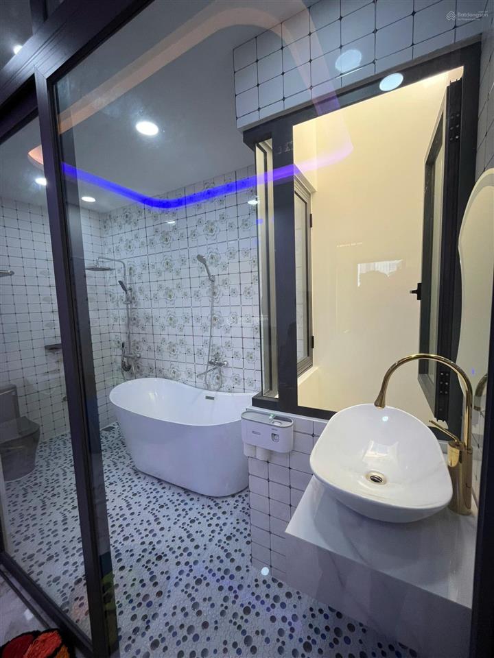 Kế vincom  xe hơi ngủ nhà! bán nhà hxh thông nguyễn xí  nơ trang long (4x12m)  3 tầng đẹp ở ngay