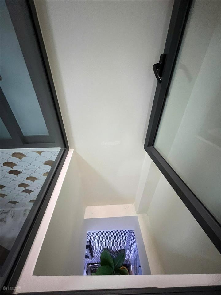 Kế vincom  xe hơi ngủ nhà! bán nhà hxh thông nguyễn xí  nơ trang long (4x12m)  3 tầng đẹp ở ngay