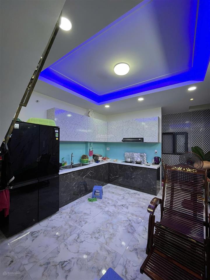 Kế vincom  xe hơi ngủ nhà! bán nhà hxh thông nguyễn xí  nơ trang long (4x12m)  3 tầng đẹp ở ngay