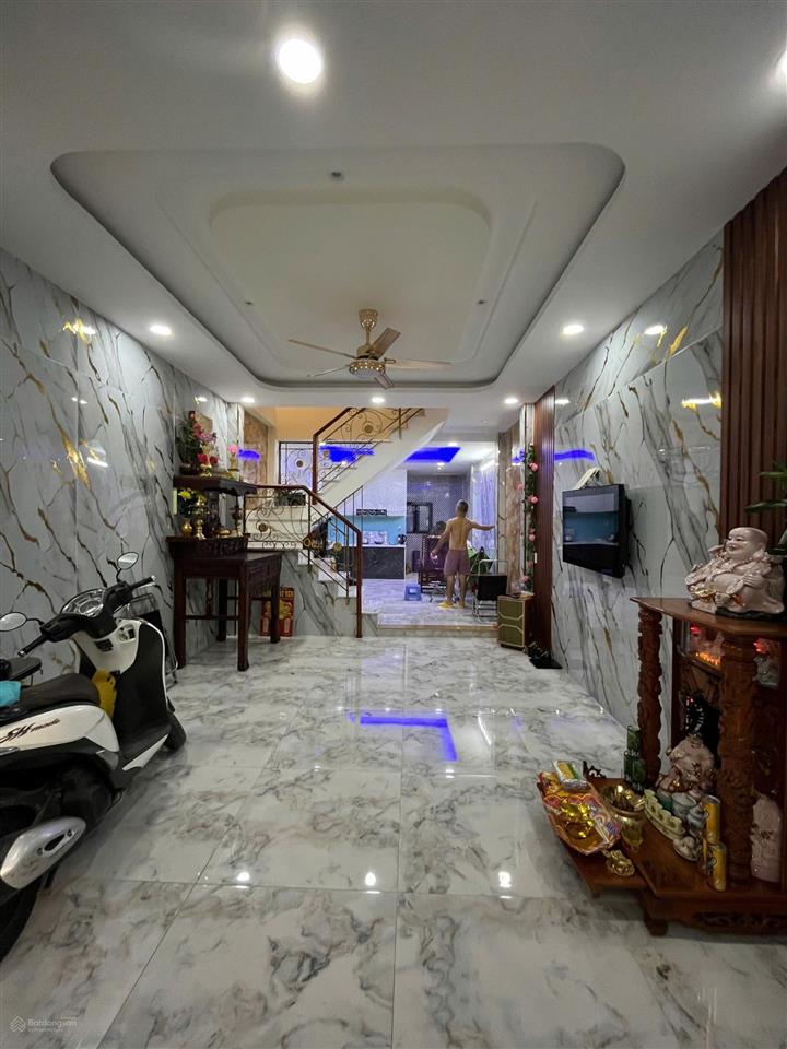 Kế vincom  xe hơi ngủ nhà! bán nhà hxh thông nguyễn xí  nơ trang long (4x12m)  3 tầng đẹp ở ngay