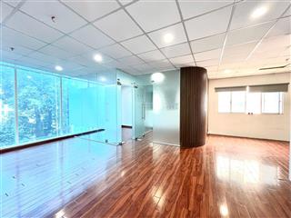 Cho thuê sàn văn phòng 60m2 có ngăn phòng sẵn ngay võ văn tần, quận 3