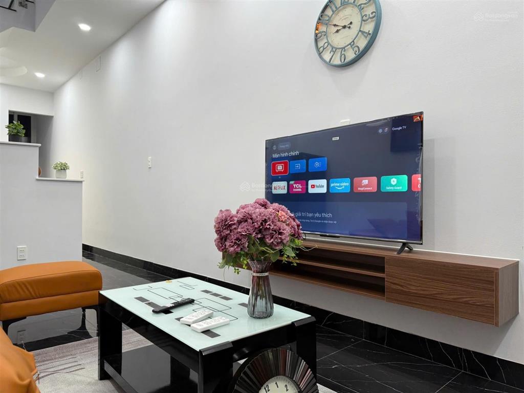 Đầu tư cho thuê  2 tỷ  nhà mới 2 tầng,2pn,2wc  1' metro suối tiên,xn, bx miền đông  hẻm ôtô