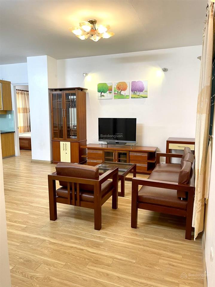 Một trong số ít căn 2 ngủ tầng trung cực đẹp, giá chỉ 6,7 tỷ. full nt.  0343 202 ***