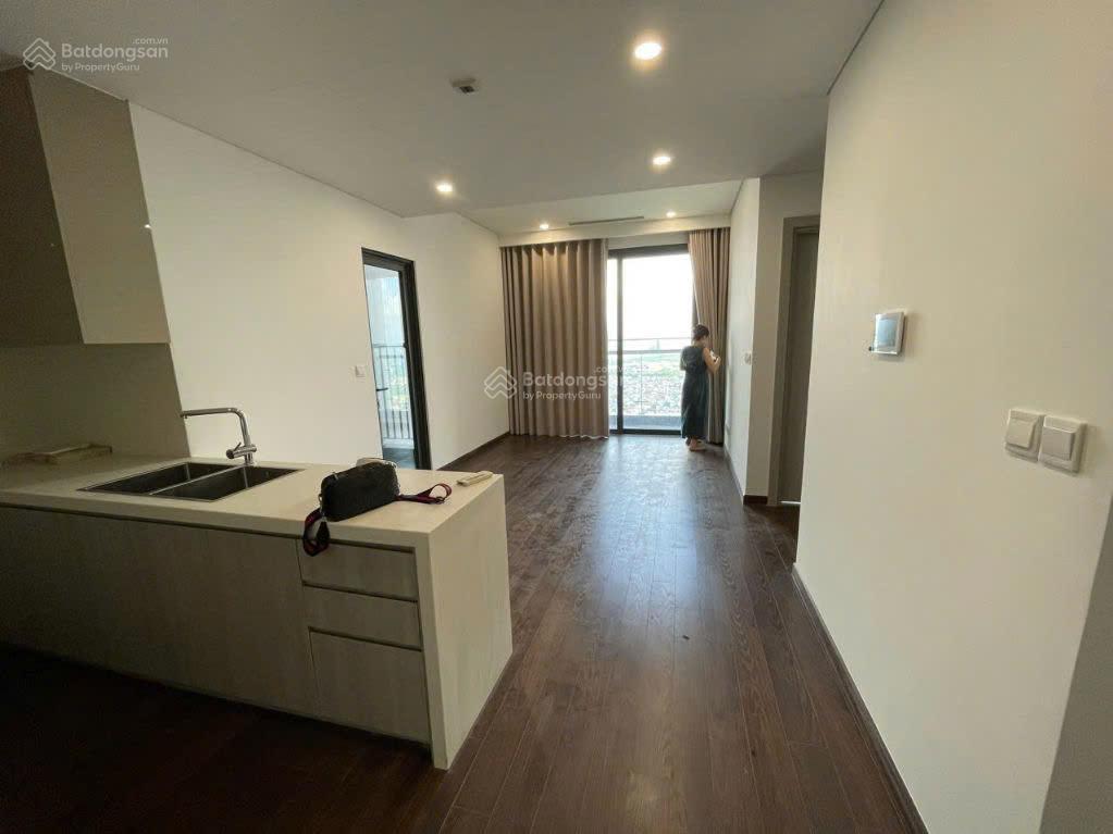 Bán gấp căn 3pn  80.1m2, 7 tỷ 225tr, view hồ, tòa b masteri west heights  smart city tây mỗ