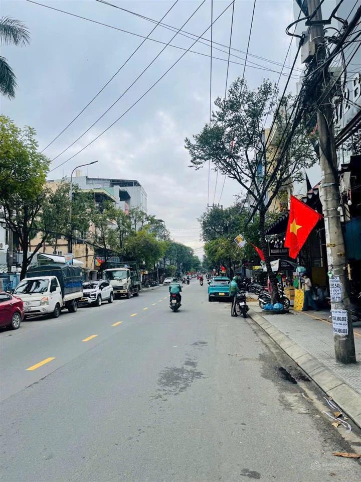 Chính chủ cần tiền bán gấp căn núi thành  2 mặt tiền  dòng tiền trên 30tr/tháng  giá chạm đáy