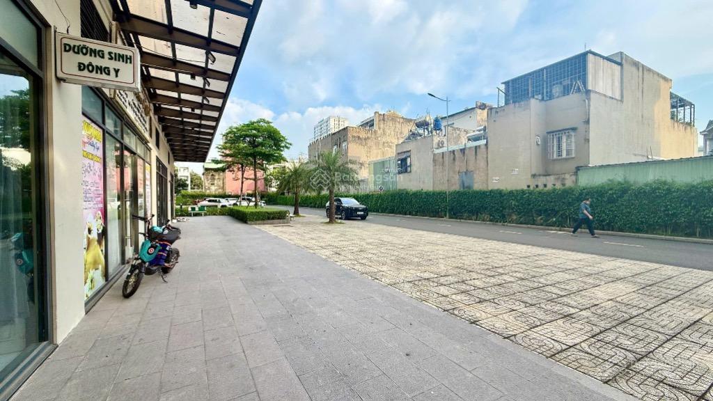 Bán shophouse charm sapphire rẻ nhất thị trường, trục đt 743. giá 4,5 tỷ căn góc 74m2 mặt tiền 15m