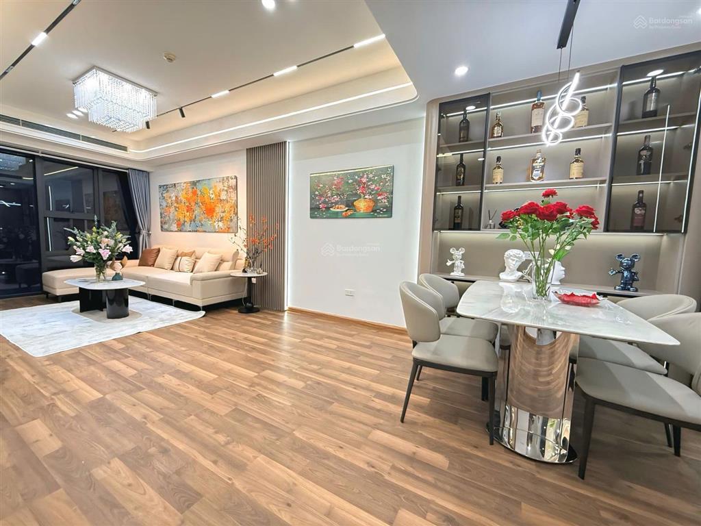 Căn hộ dành cho gia đình mua để ở luôn 2pn2wc 78m2 goldmark, giá 7tỷ7 đẹp như hình