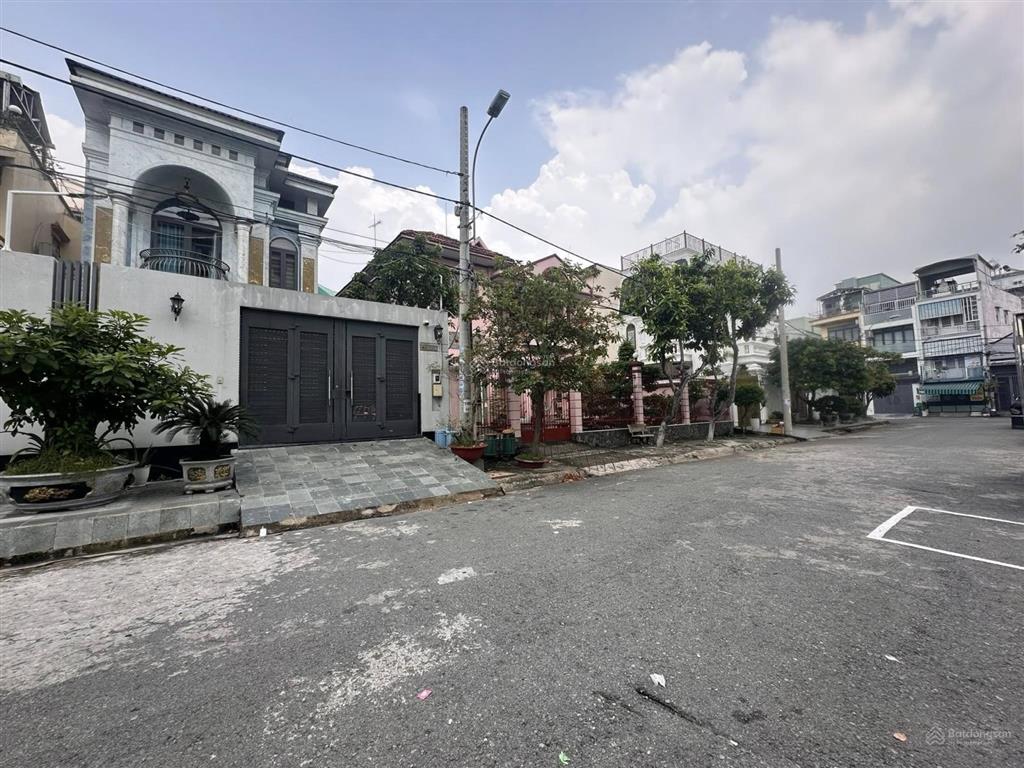 Biệt thự mặt tiền đường số 11a, kdc tên lửa (8x21m) 2 tấm, giá 23.8 tỷ