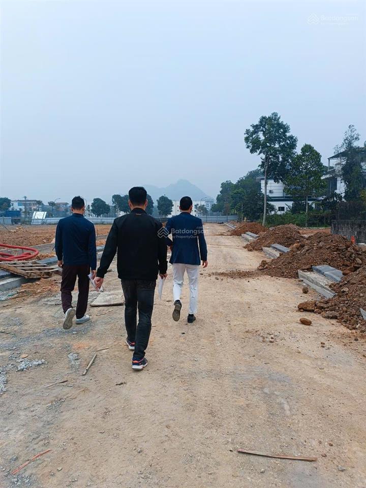 Em cần bán lô góc xây biệt thự tại dự án win star hàng trạm, yên thủy