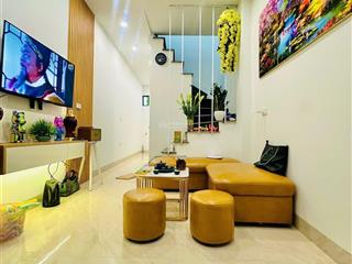 Siêu hiếm phố trương định 23m2/ 2 tầng/ 2 phòng ngủ / giá 2,68 tỷ