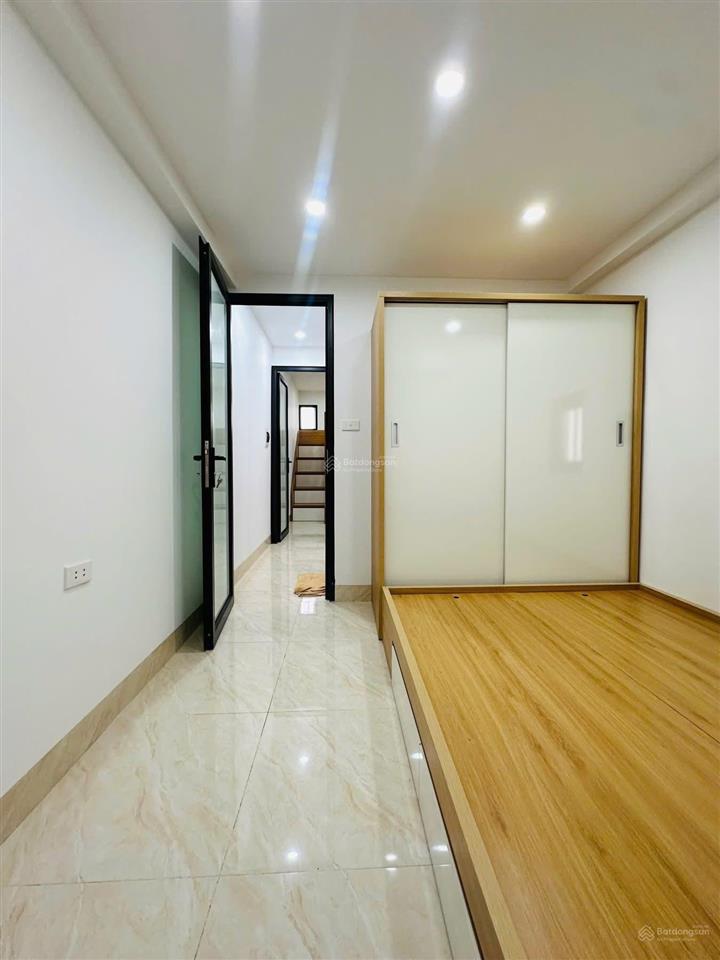 Siêu hiếm phố trương định 23m2/ 2 tầng/ 2 phòng ngủ / giá 2,68 tỷ