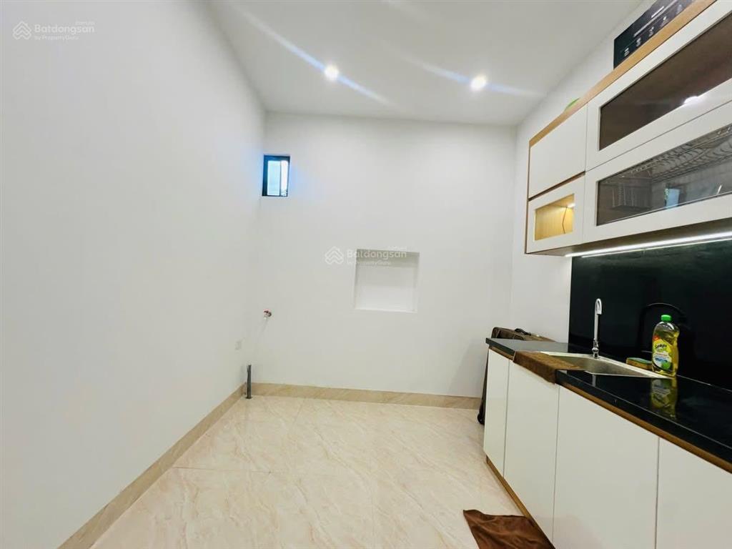 Siêu hiếm phố trương định 23m2/ 2 tầng/ 2 phòng ngủ / giá 2,68 tỷ