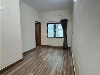 Tập thể tầng 2  phố tôn đức thắng  2pn  2wc  3.1 tỷ