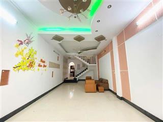 Bán căn nhà 1 trệt 2 lầu gần ngay chợ bửu long trong kdc bửu long