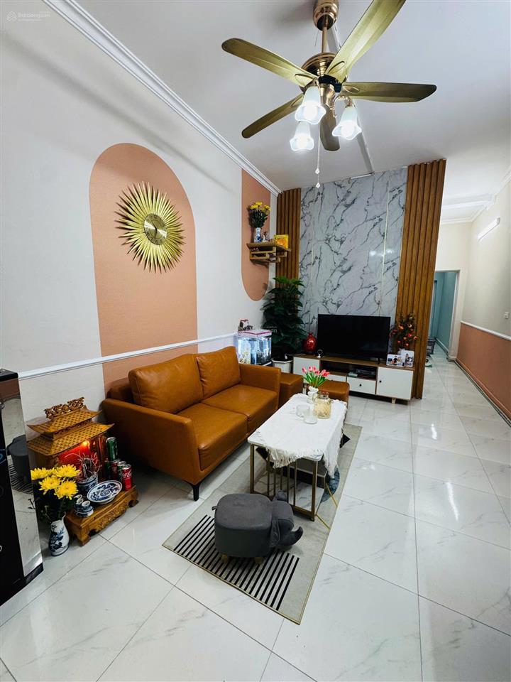 Bán cc 2pn, 1wc tại cầu giấy, 4,65 tỷ, 52m2, giá tốt, view đẹp