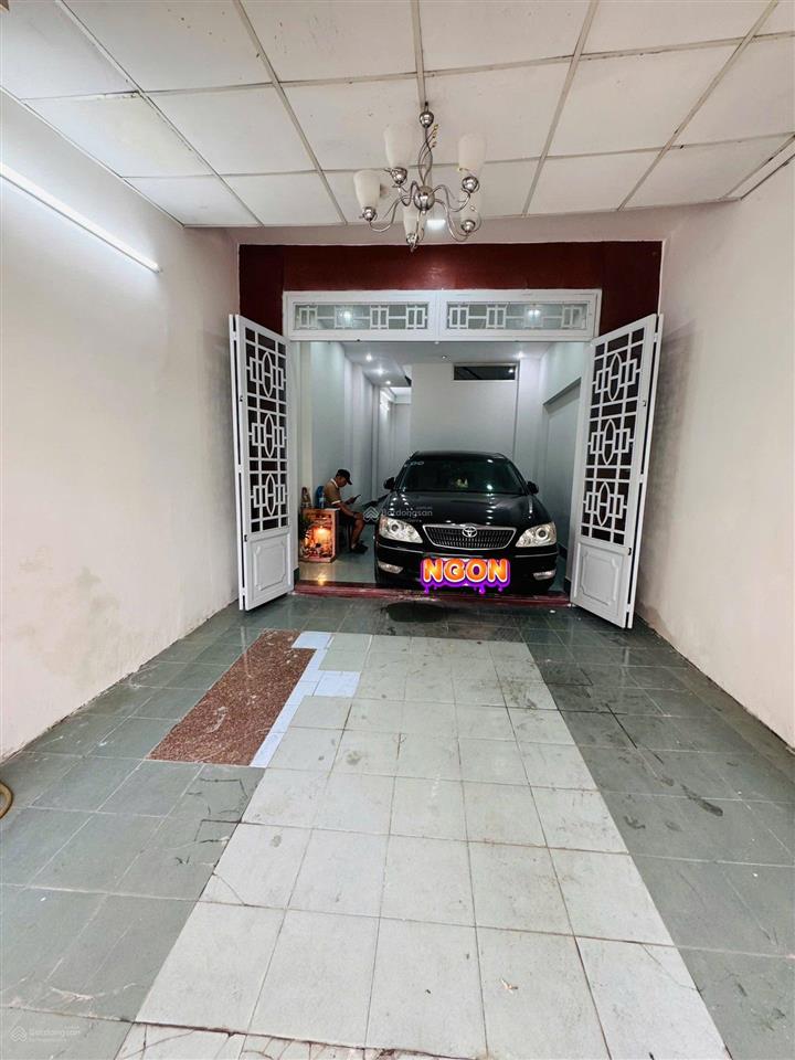 Bán nhà 4 tầng, mặt tiền đường hồng lạc, phường 10  tân bình, chỉ 11.2 tỷ