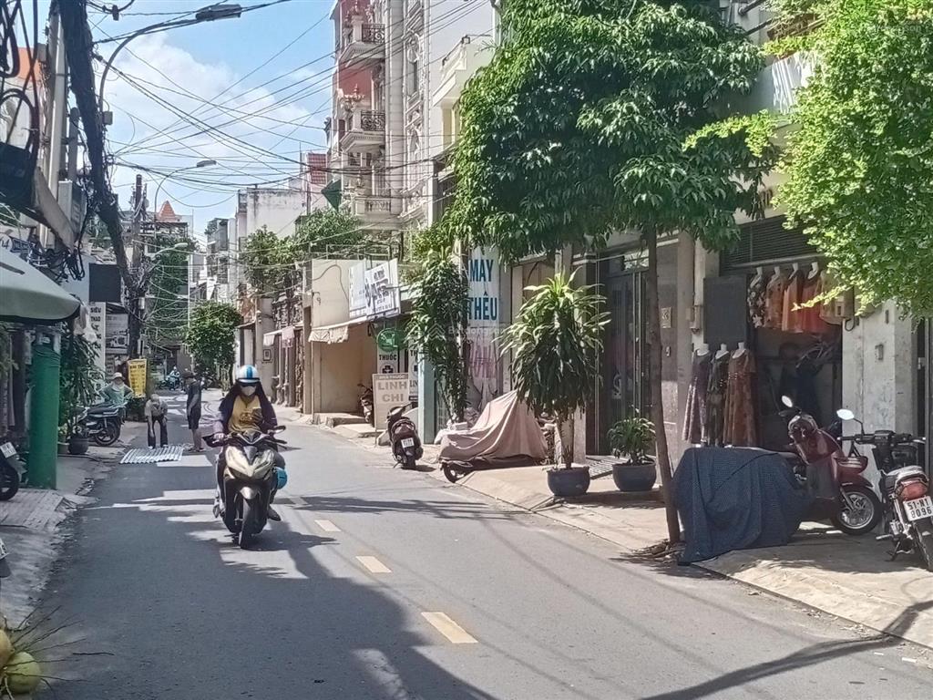 Bán nhà 4 tầng, mặt tiền đường hồng lạc, phường 10  tân bình, chỉ 11.2 tỷ