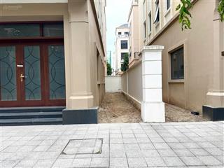 Liền kề xẻ khe 105m2 cọ xanh, mặt đường 20m, sát ngay gần cụm tòa chung cư masterise