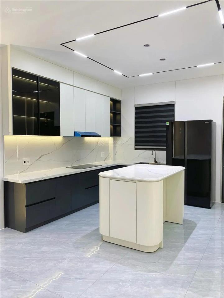 Duy nhất 1 căn  bán nhà 2 tầng trung tâm an thượng  ngay đh kinh tế  ngang 5m  kinh doanh vip