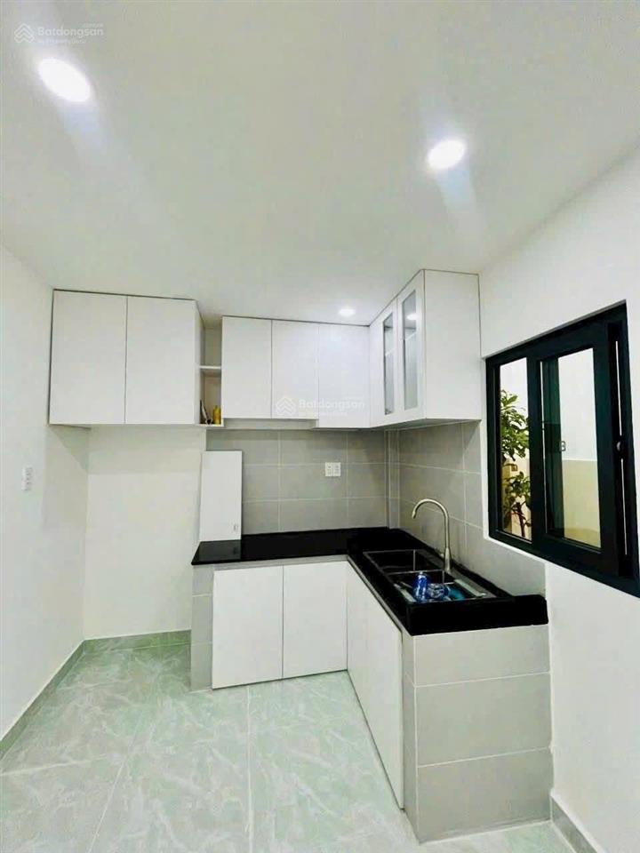 Bán nhà 4,8 tỷ 63m, ngay quang trung, gần co.opmart quận 9