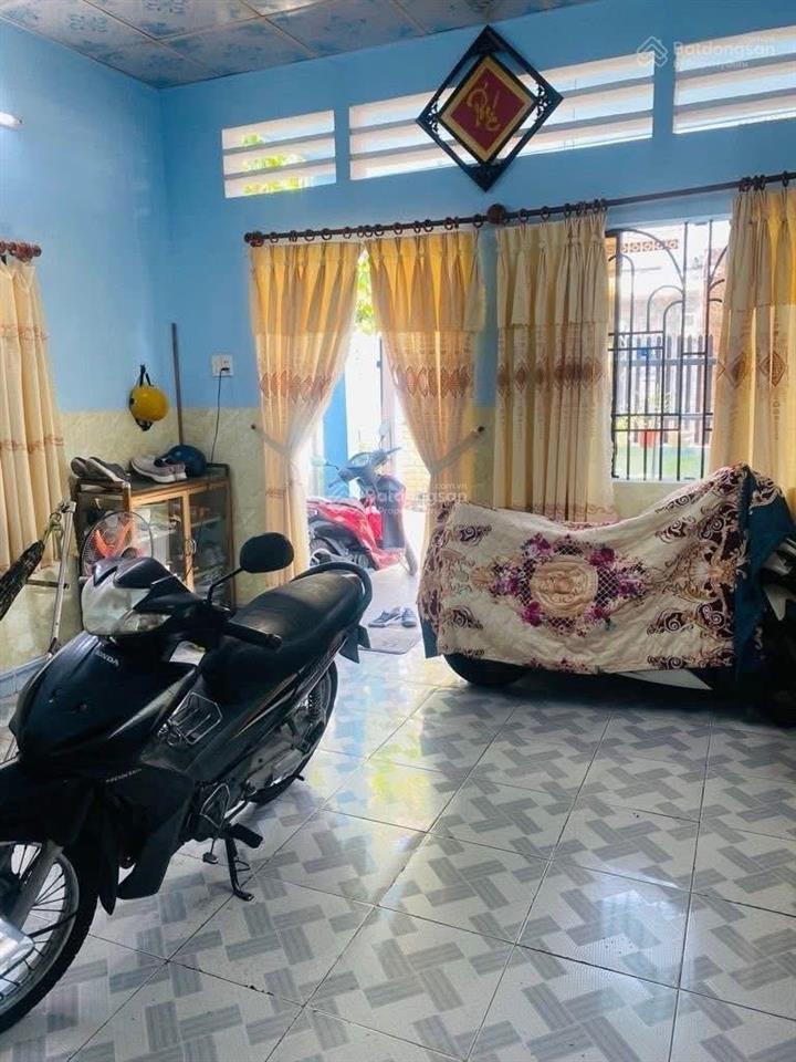 Nhà 92m2 hiệp phú sát lê văn việt hẻm ô tô thông