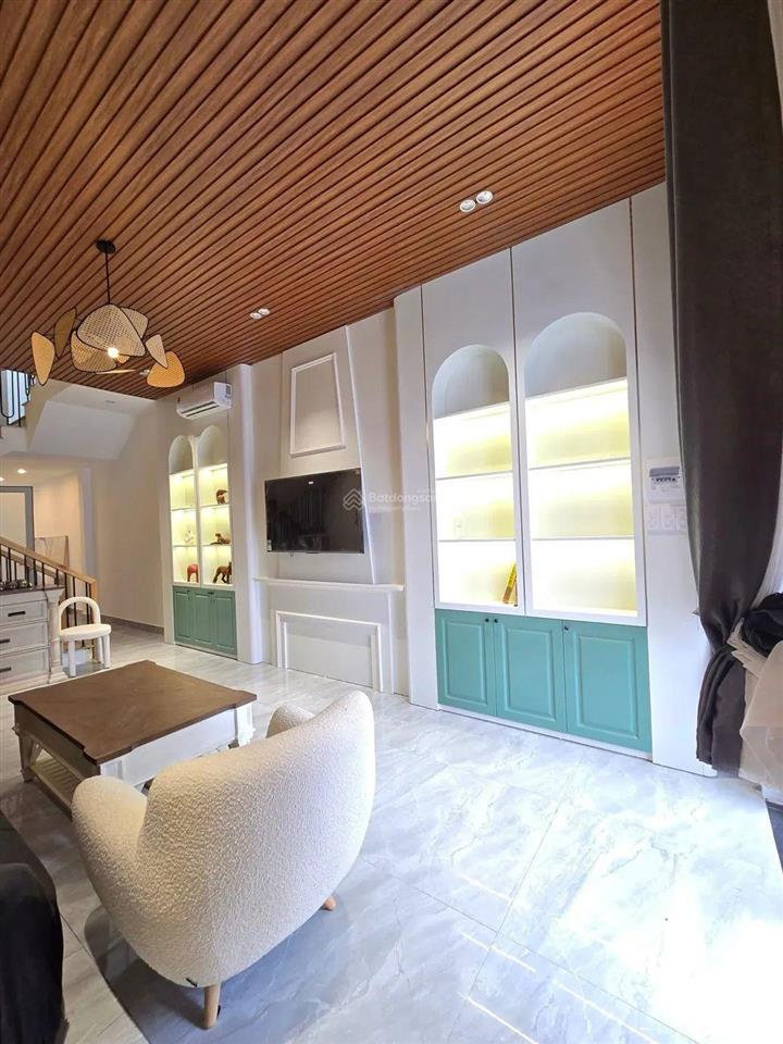 Bán villa mini sơn trà, 3 tầng, 6 phòng full nội thất, hồ bơi, vài phút ra cầu rồng  biển mỹ khê