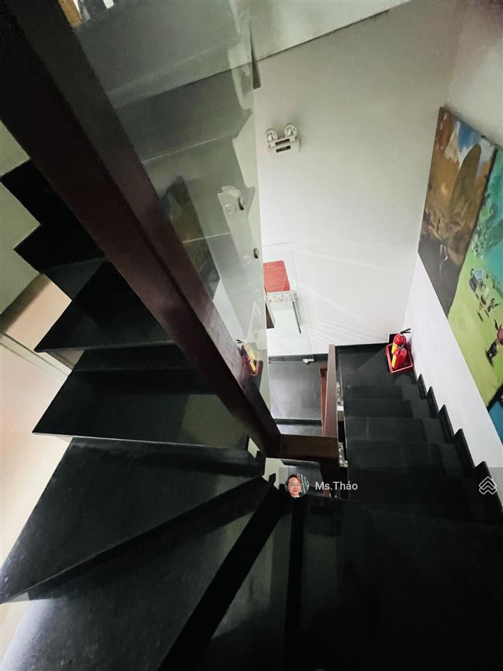 Chỉ 80tr, 6x20m! cho thuê tòa nhà mới mặt tiền quận 1 6x20m 7 tầng thang máy pccc