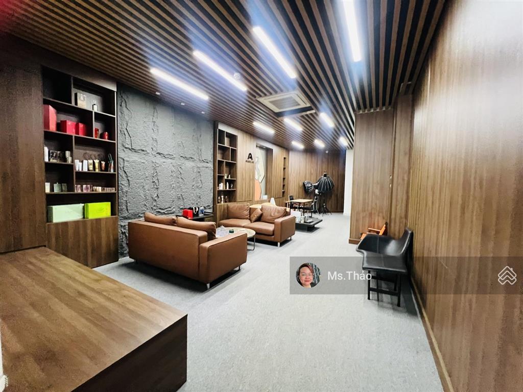 Chỉ 80tr, 6x20m! cho thuê tòa nhà mới mặt tiền quận 1 6x20m 7 tầng thang máy pccc