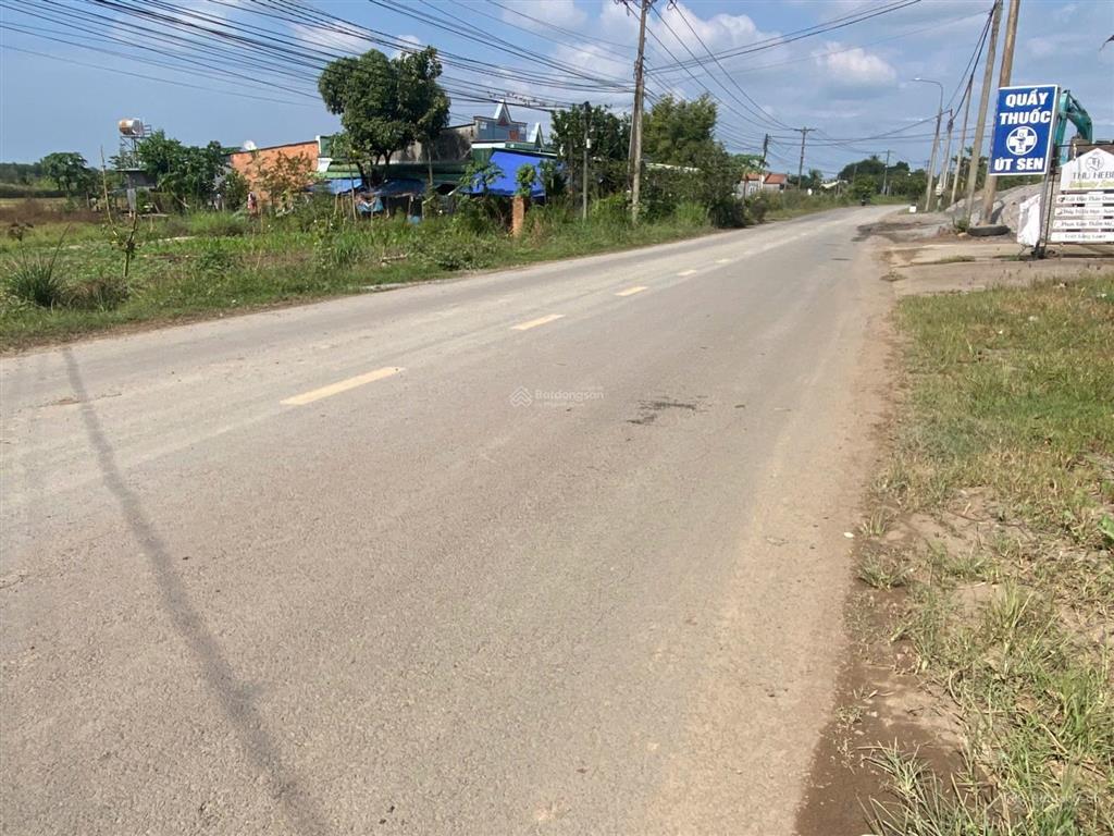 Bán lô đất mặt tiền đường nhựa dt761,dân cư ở đông đúc,chỉ với giá 1 tỷ