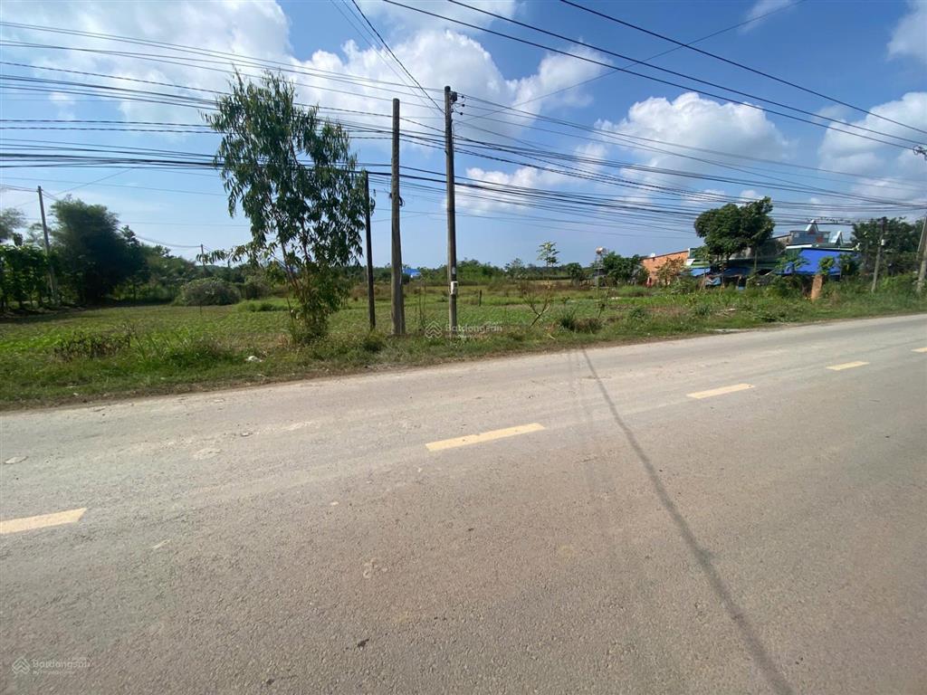 Bán lô đất mặt tiền đường nhựa dt761,dân cư ở đông đúc,chỉ với giá 1 tỷ