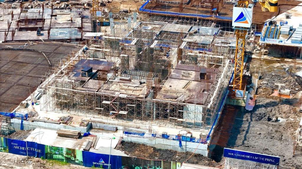 Duy nhất 1 căn ngoại giao 2pn, 2wc tháp 11, trung tâm q2, giá chỉ 108tr/m2, chỉ có tại the privé