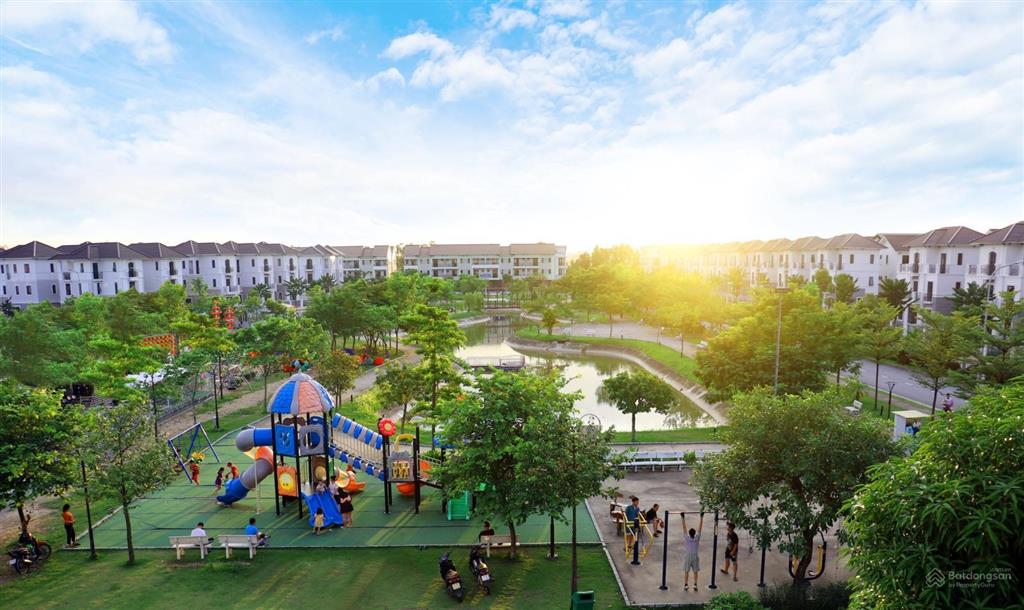 Chính chủ bán gấp siêu phẩm sh4 centa riverside 120m² hướng nam giá 8,1 tỷ ( bao phí)