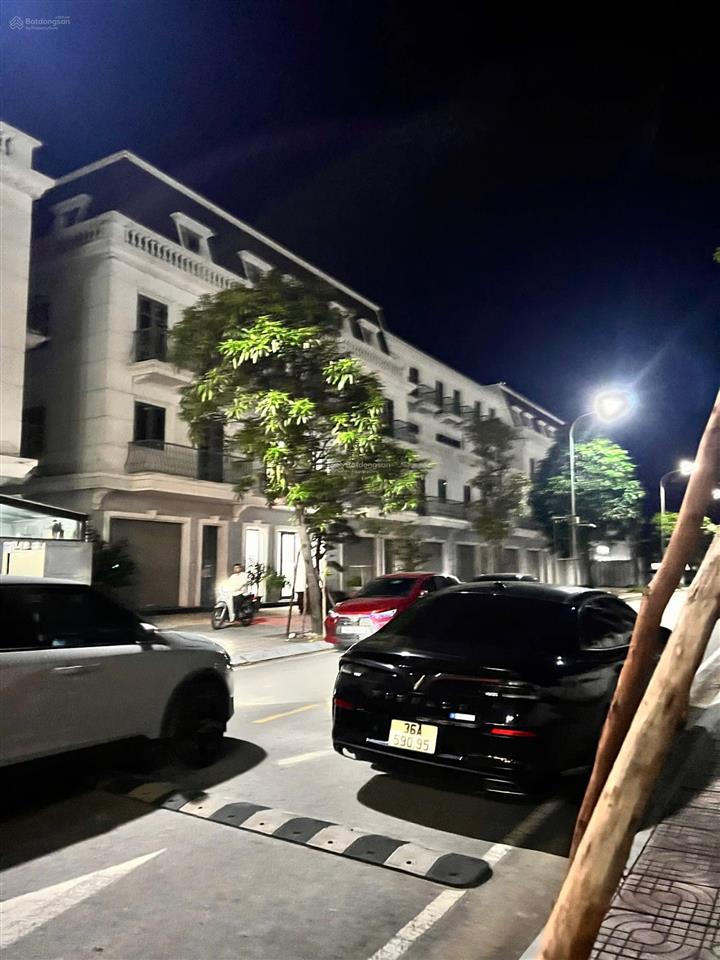 Bán căn shophouse rộng nhất vincom cẩm phả  quảng ninh