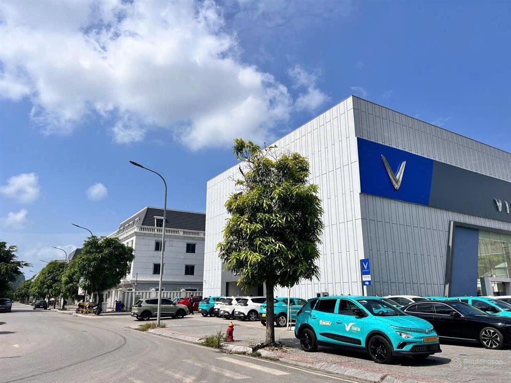 Bán căn shophouse rộng nhất vincom cẩm phả  quảng ninh