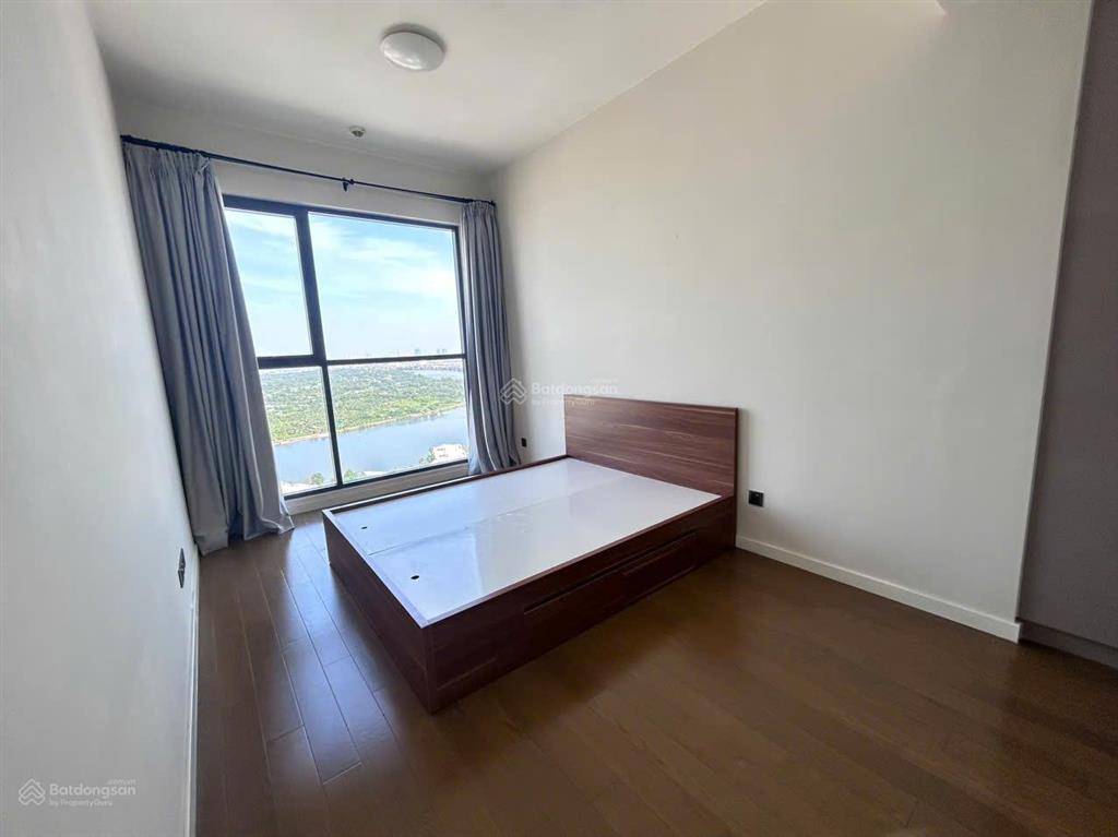 For rent  q2 thảo điền  3 bedrooms 48,000,000 vnd/ month