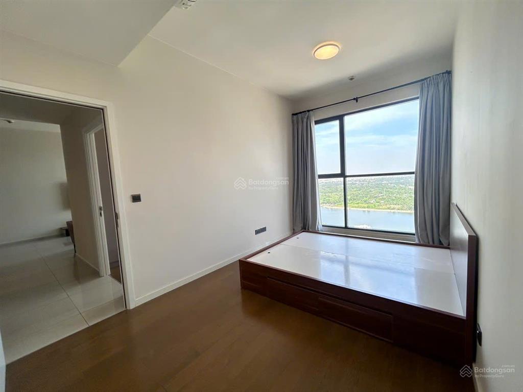 For rent  q2 thảo điền  3 bedrooms 48,000,000 vnd/ month