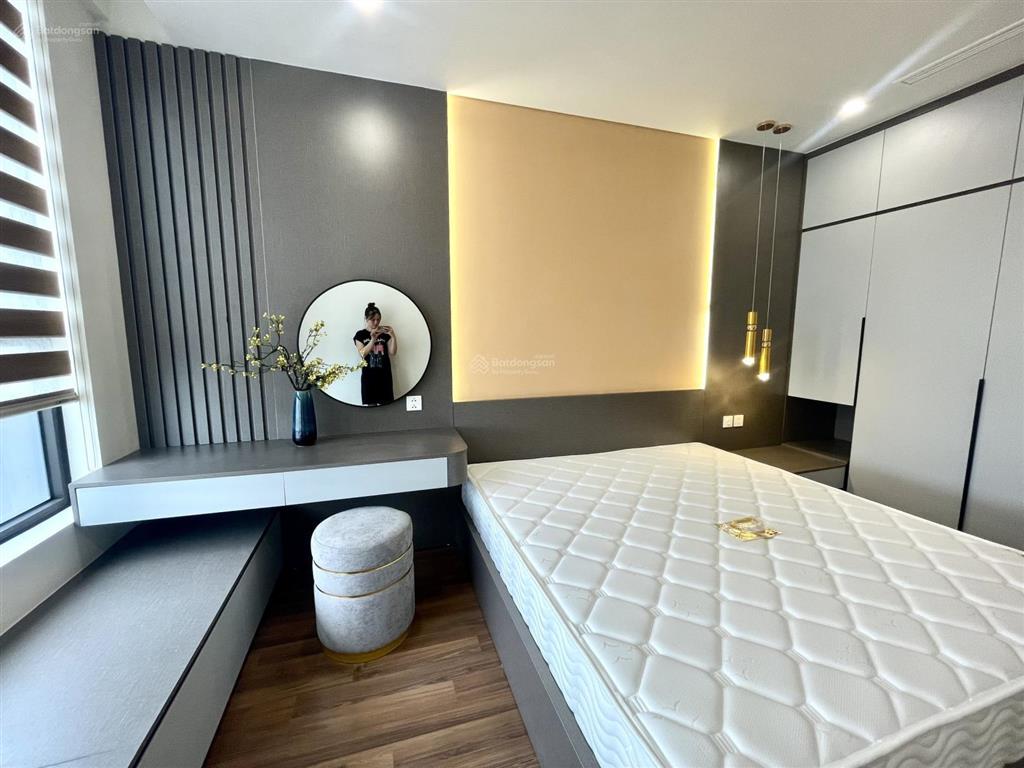 Cho thuê căn góc 3pn đủ đồ tại chung cư mipec rubik 360, giá thuê 24tr/th.  0355 965 ***