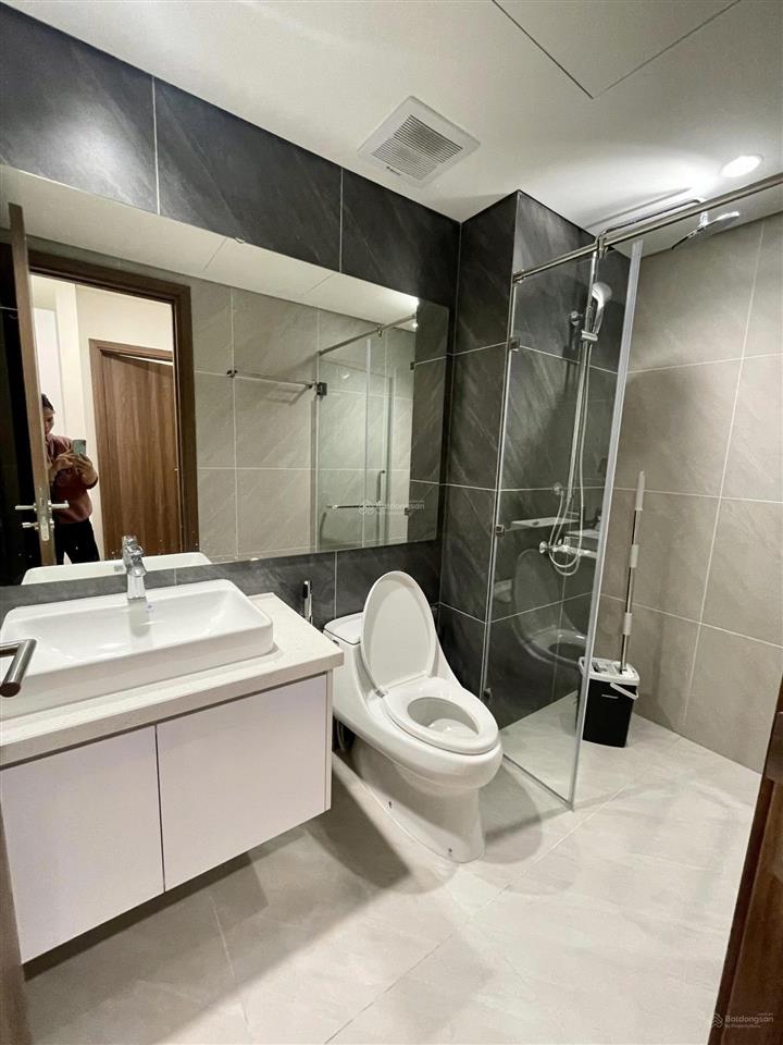 Hot cho thuê căn hộ 2pn tại chung cư mipec rubik xuân thủy, giá chỉ 16tr/th.  em 0355 965 ***