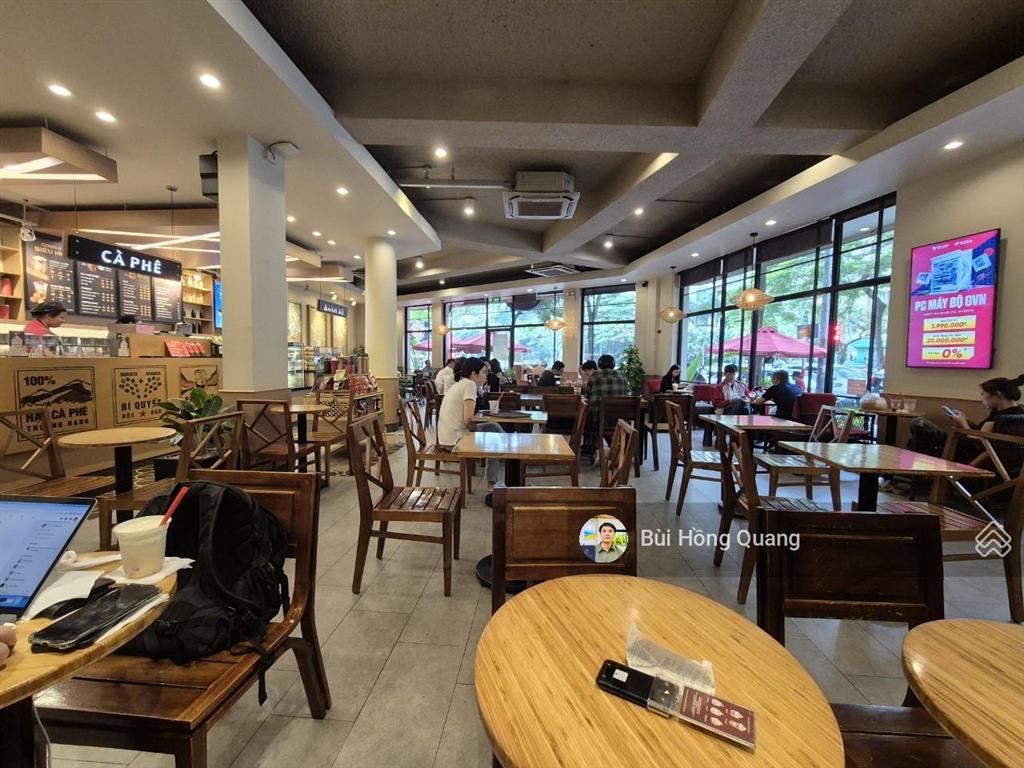 Cho thuê nhà vị trí cực đẹp mặt phố xã đàn 100m2x4 tầng, mt8m, thông sàn, riêng biệt