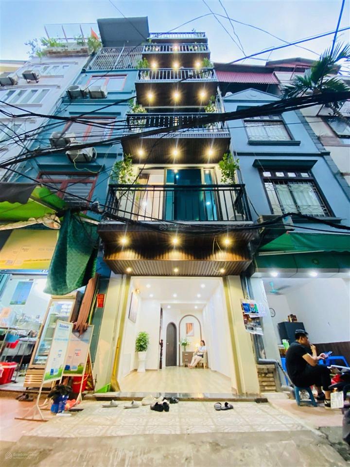 Cần tiền bán gấp nhà mặt phố đại cồ việt 91,1m2 giá 444 triệu/m2. mặt phố vip hiếm nhà bán