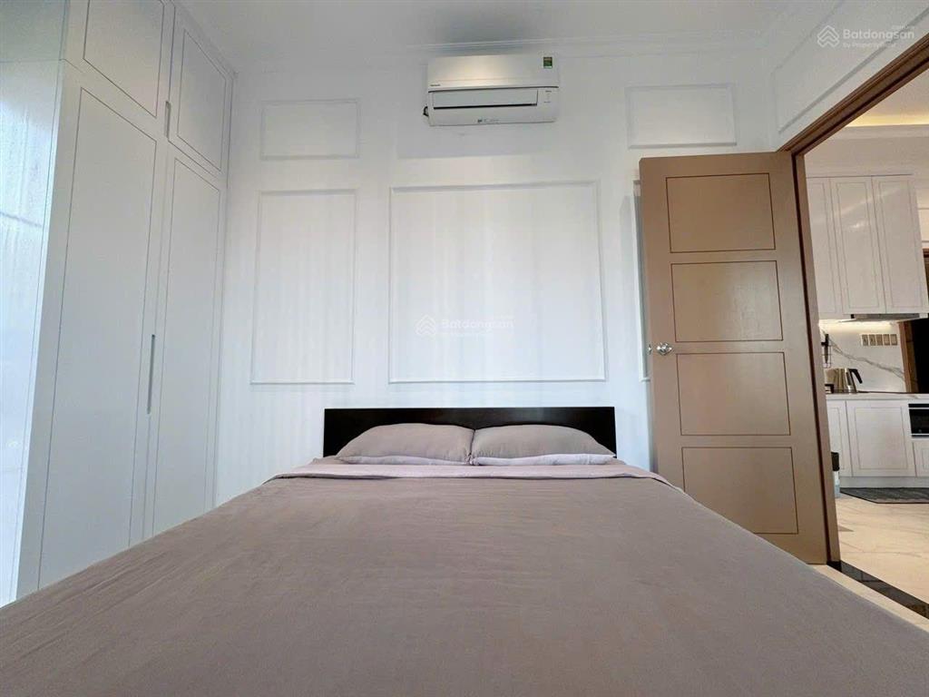 Căn hộ luxury 1pn 50m2 balcony khu dân trí cao đường rộng oto  cạnh quận 1