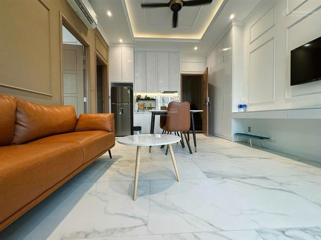 Căn hộ luxury 1pn 50m2 balcony khu dân trí cao đường rộng oto  cạnh quận 1