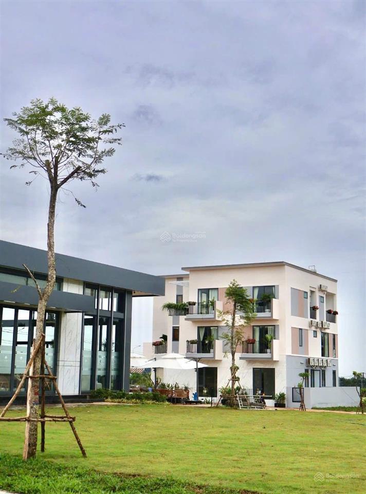 Đất nền, nhà phố ngã tư dầu giây chỉ từ 20 tr/m2, sổ riêng, ngân hàng cho vay 70%