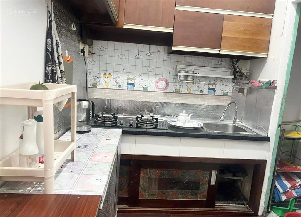 Cho thuê chung cư 212 nguyễn trãi 2 phòng giá 10tr/tháng