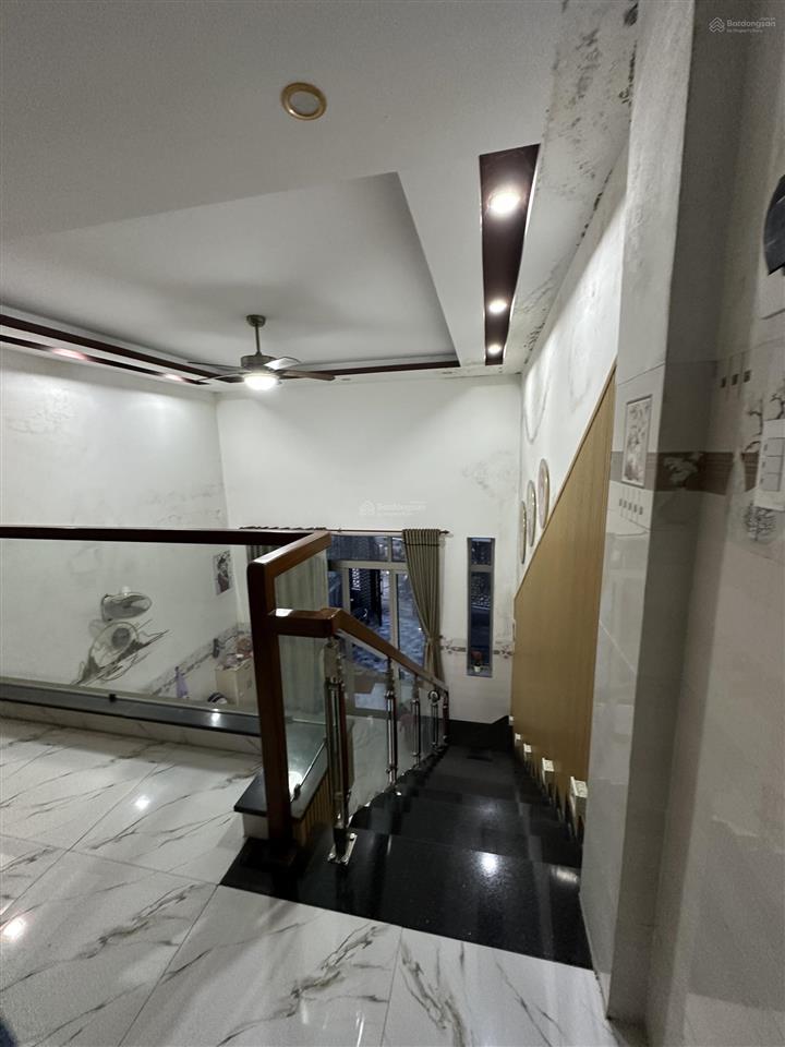 Nhà đẹp nguyễn văn cừ, gần dự án vinhomes làng vân, sát cảng liên chiểu