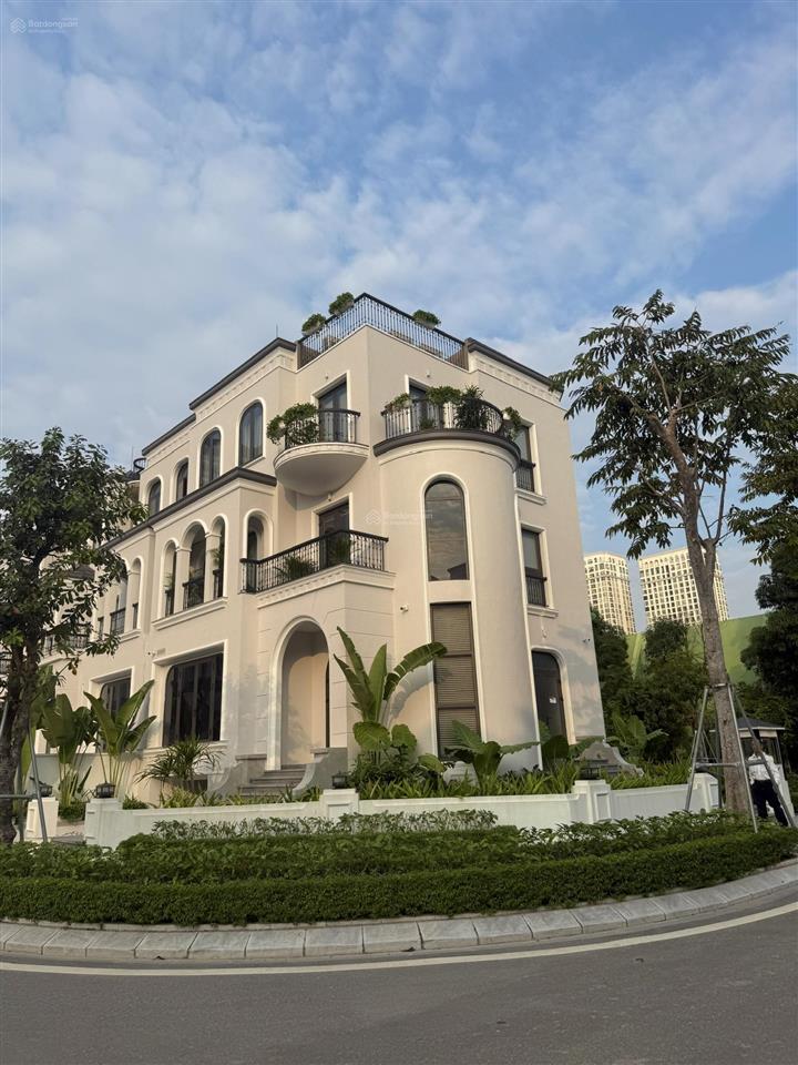 Biệt thự ciputra tây hồ 140m2 mt 7m thiết kế 4 tầng 1 hầm  ck cao 10%, nhận nhà ở ngay