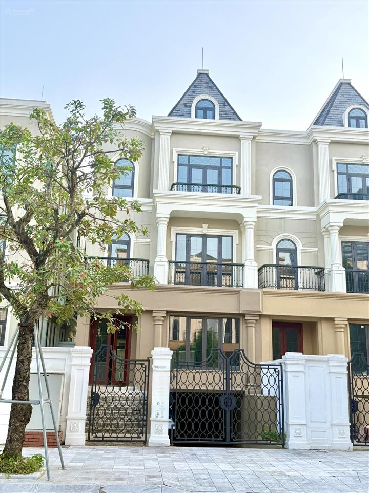 Trực tiếp cđt bt ciputra mới có hầm cạnh công viên hồ 65ha đã có sổ  nhận nhà ngay  vay 0% 24th